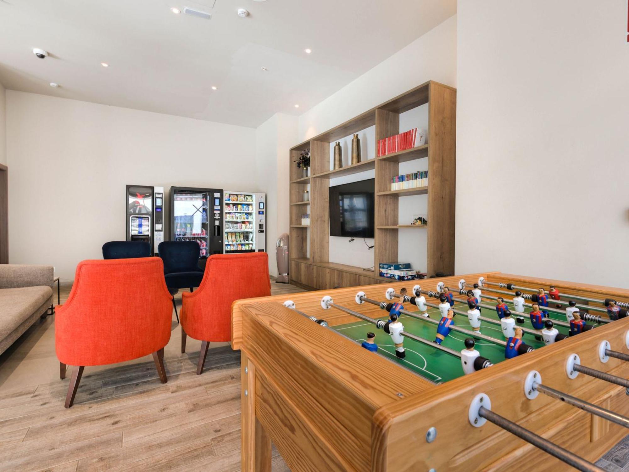 Livensa Living Studios Valencia Marina Real Hotel-Apartamento Εξωτερικό φωτογραφία