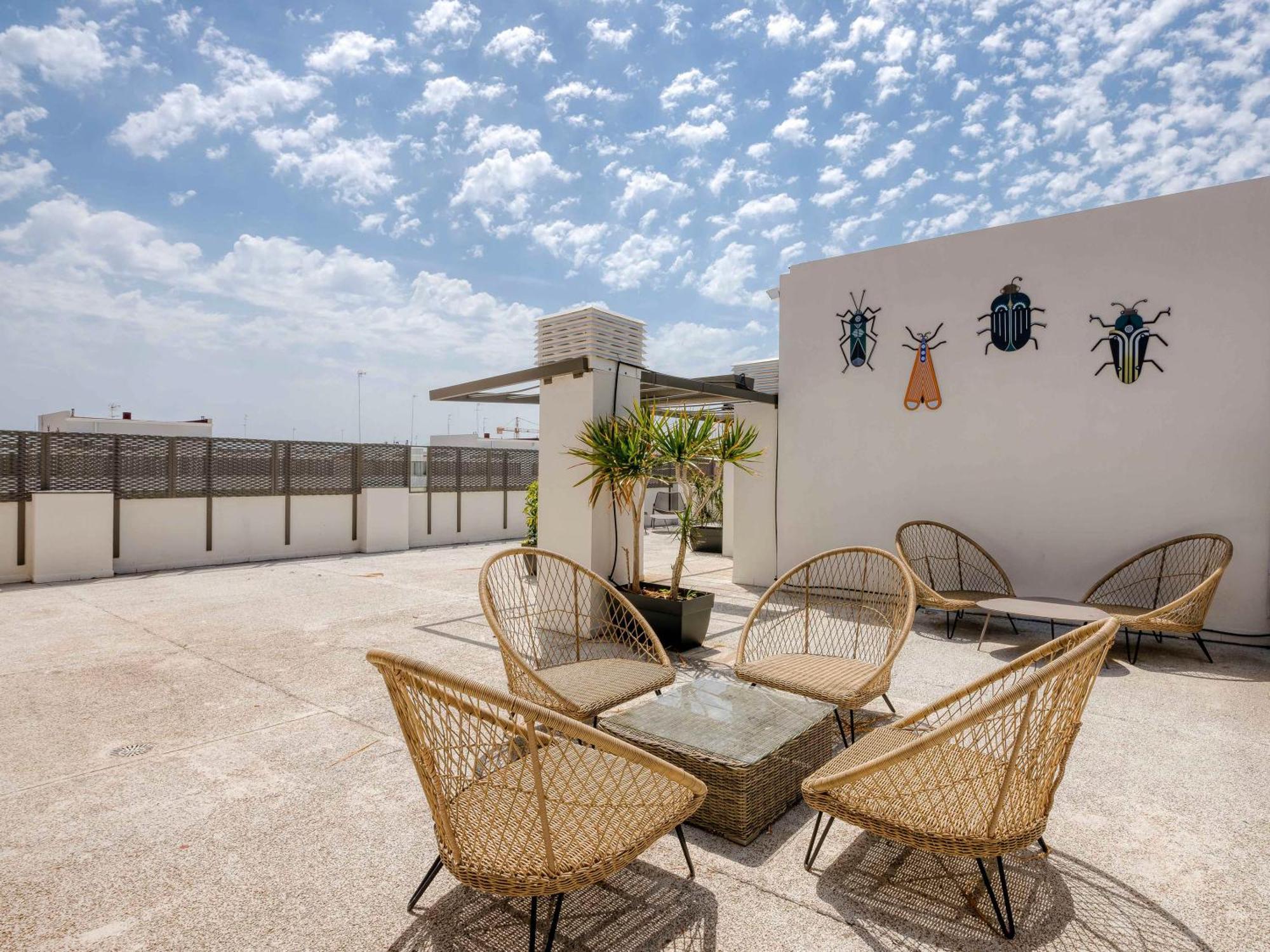 Livensa Living Studios Valencia Marina Real Hotel-Apartamento Εξωτερικό φωτογραφία